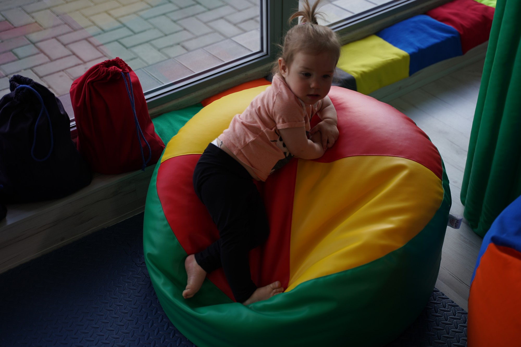 Sensorischer Sitzpuff - Kunstleder – Bild 3